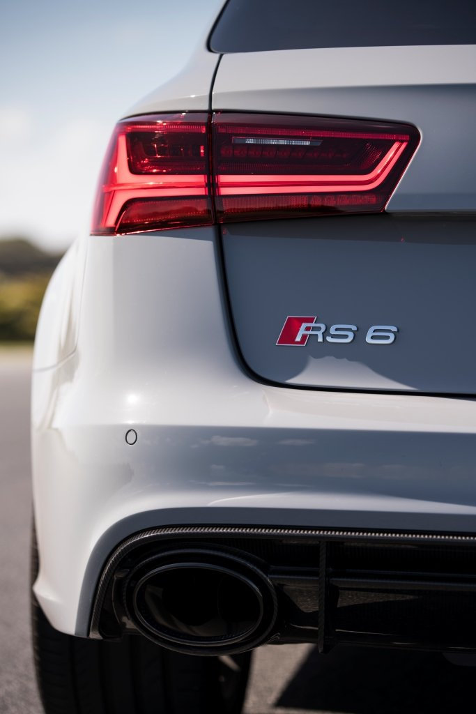 Audi RS 6 Avant Performance Audi RS 6 Avant Performance